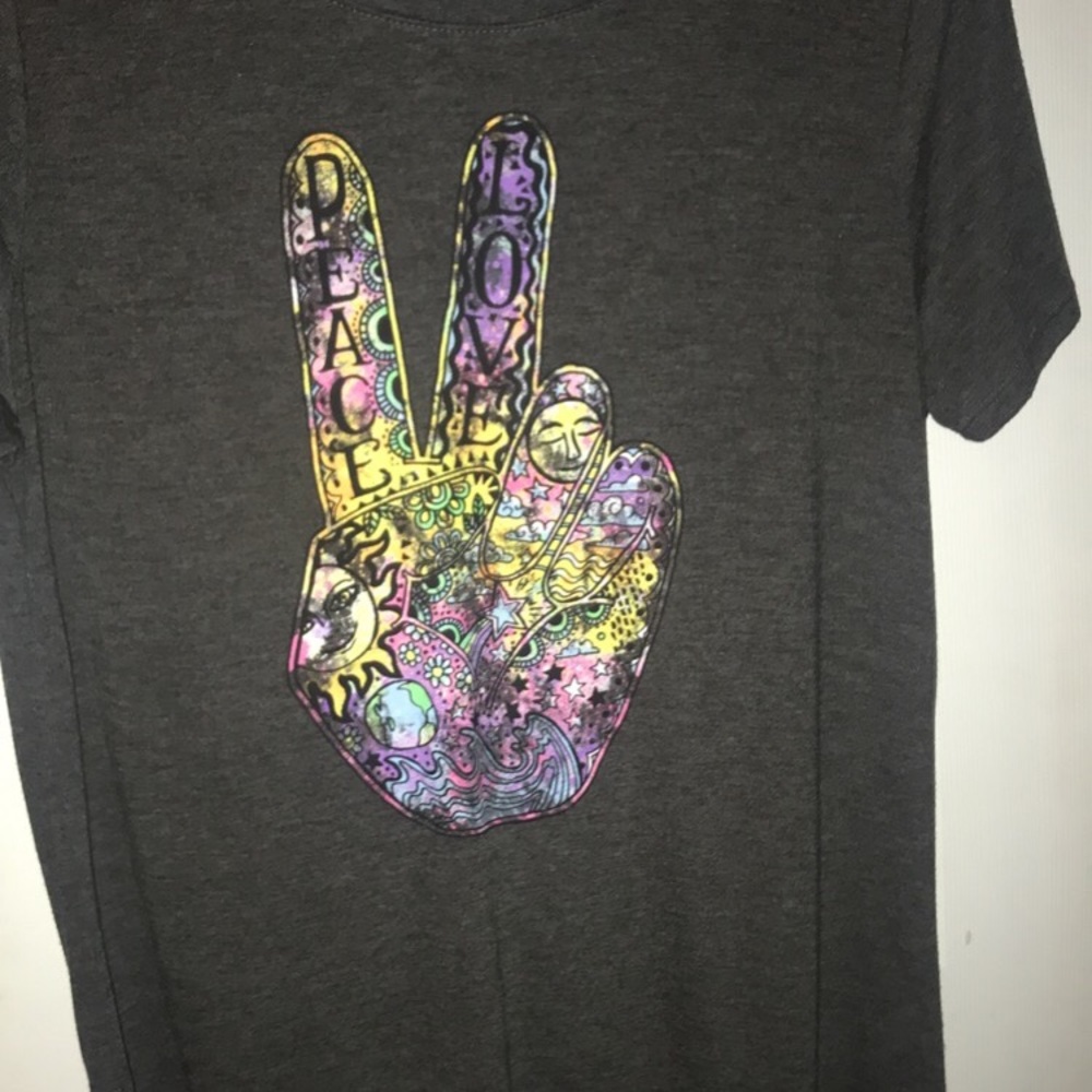 Peace tee